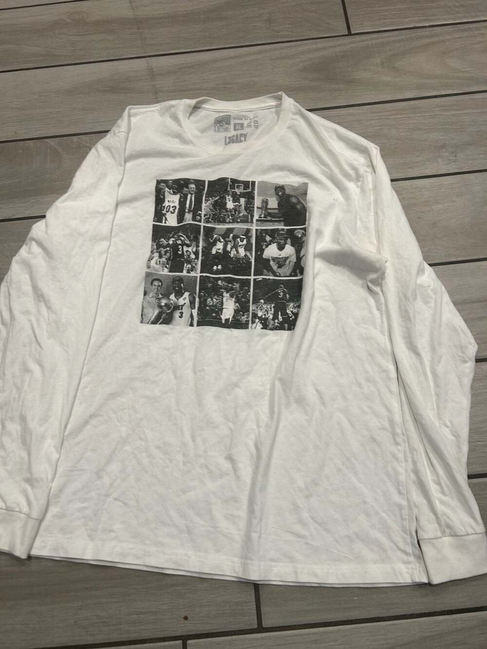 Court Culture Dwyane Wade Photo Graphic Long Sleeve T-Shirt Size XL